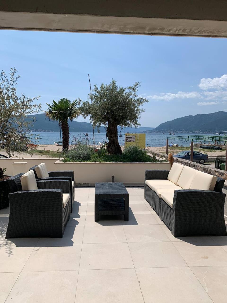 Boka Di Mare Apartment Тиват Стая снимка