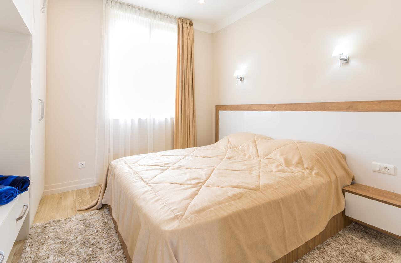 Boka Di Mare Apartment Тиват Екстериор снимка