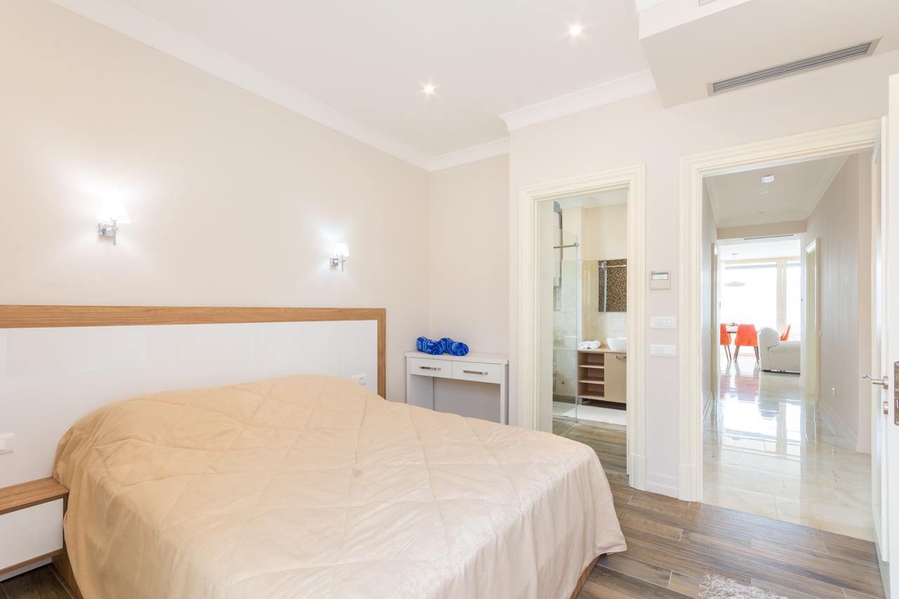 Boka Di Mare Apartment Тиват Екстериор снимка