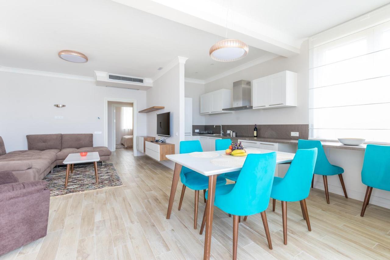 Boka Di Mare Apartment Тиват Екстериор снимка