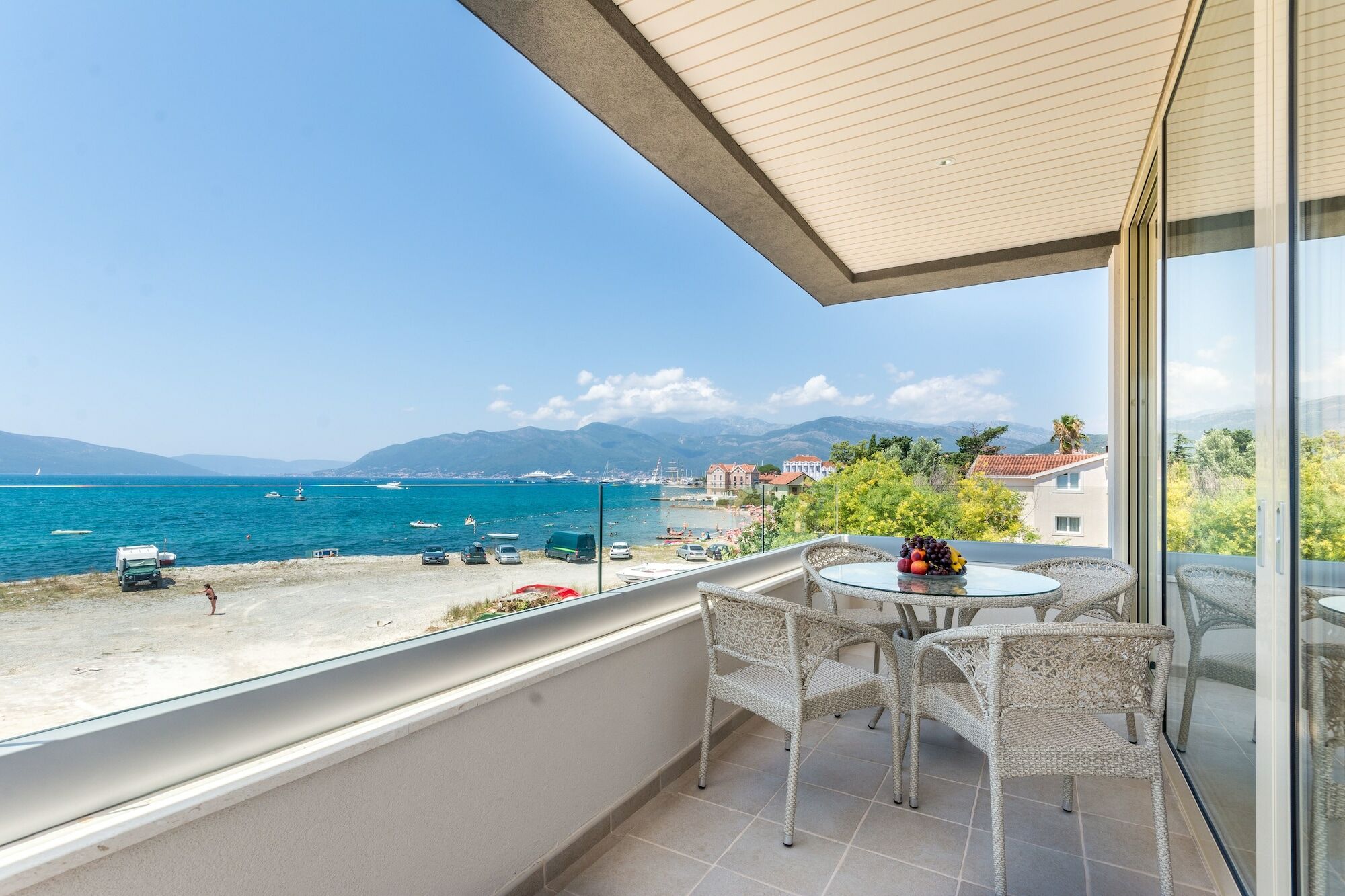 Boka Di Mare Apartment Тиват Екстериор снимка